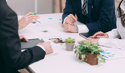 簽訂合約、支付訂金